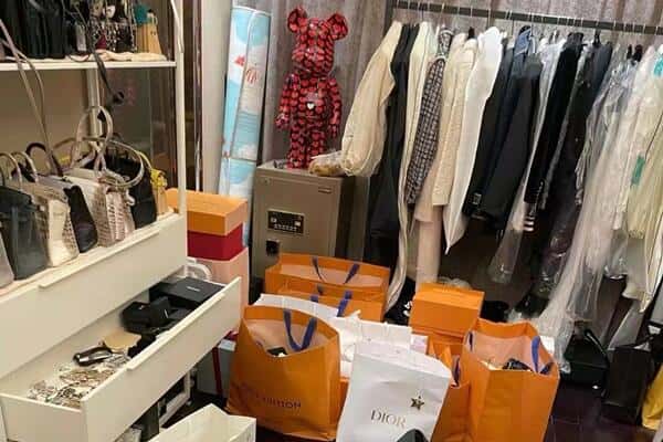 南昌西湖区回收一线品牌衣服